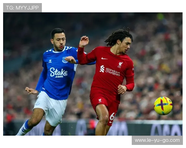 阿诺德:英格兰边后卫的进攻奇才,球队战术新核心 阿诺德:英格兰边后卫的进攻奇才,球队战术新核心